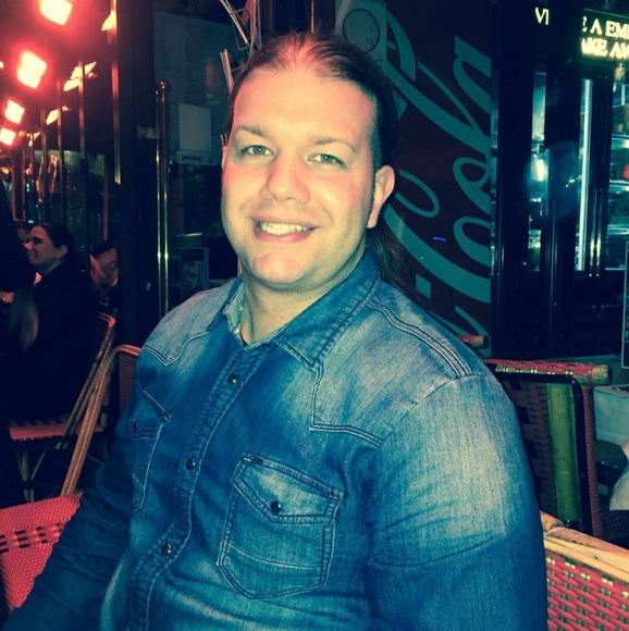 Meet your Posher, Peter Magran - Picture 3 of 5